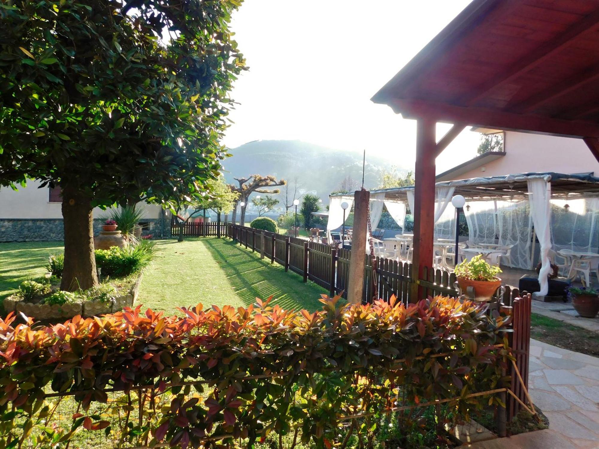Maria Hotel 2*